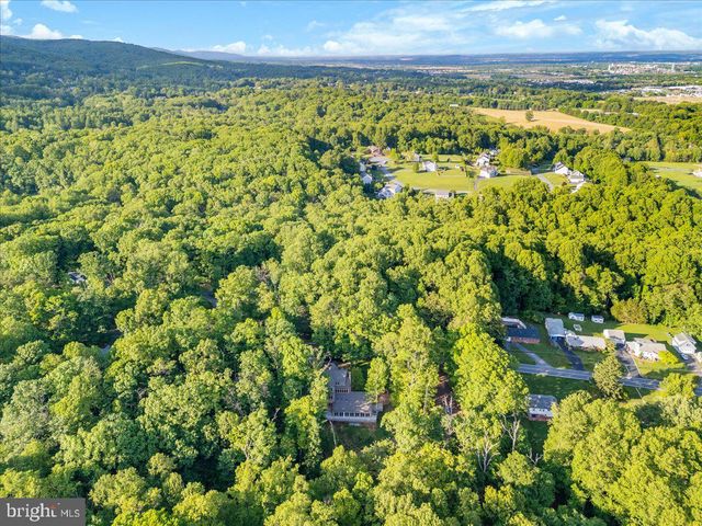 5019 OLD SWIMMING POOL RD, Frederick, MD 21703