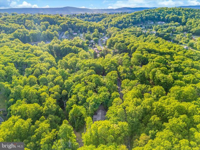 5019 OLD SWIMMING POOL RD, Frederick, MD 21703