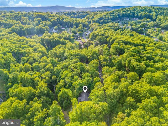 5019 OLD SWIMMING POOL RD, Frederick, MD 21703