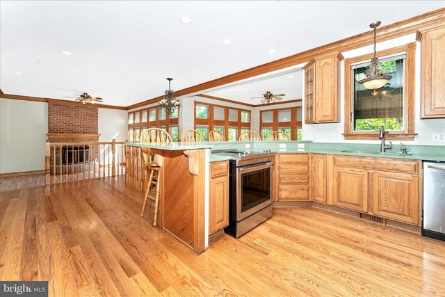 5019 OLD SWIMMING POOL RD, Frederick, MD 21703