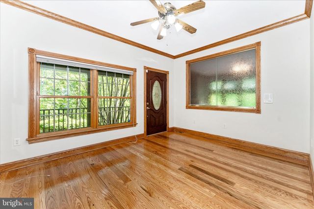 5019 OLD SWIMMING POOL RD, Frederick, MD 21703