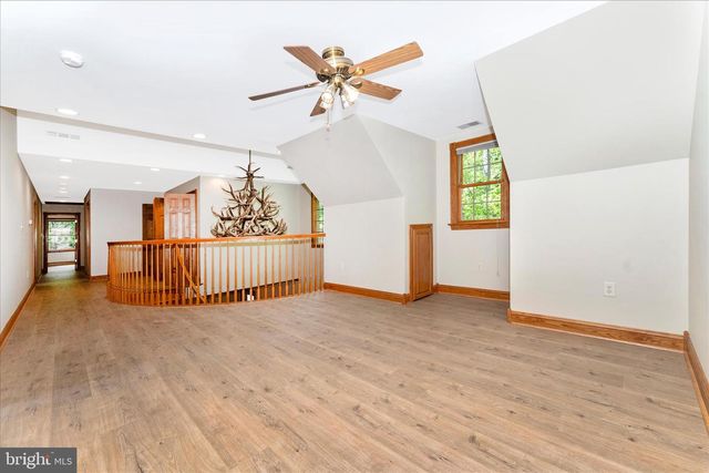 5019 OLD SWIMMING POOL RD, Frederick, MD 21703