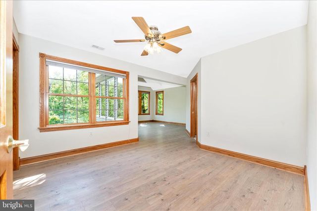 5019 OLD SWIMMING POOL RD, Frederick, MD 21703