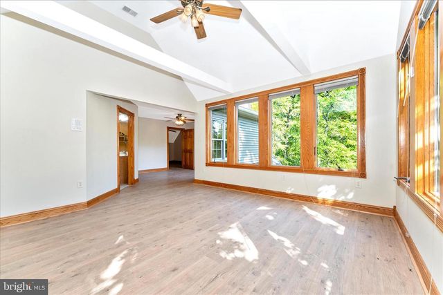 5019 OLD SWIMMING POOL RD, Frederick, MD 21703