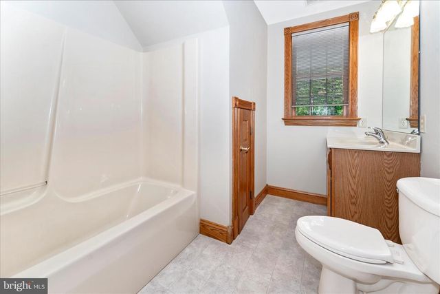 5019 OLD SWIMMING POOL RD, Frederick, MD 21703