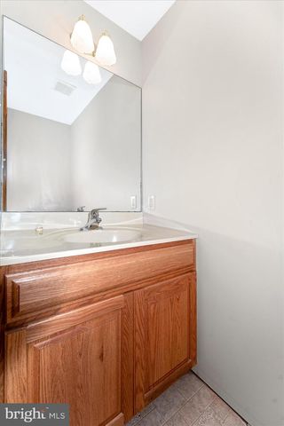5019 OLD SWIMMING POOL RD, Frederick, MD 21703