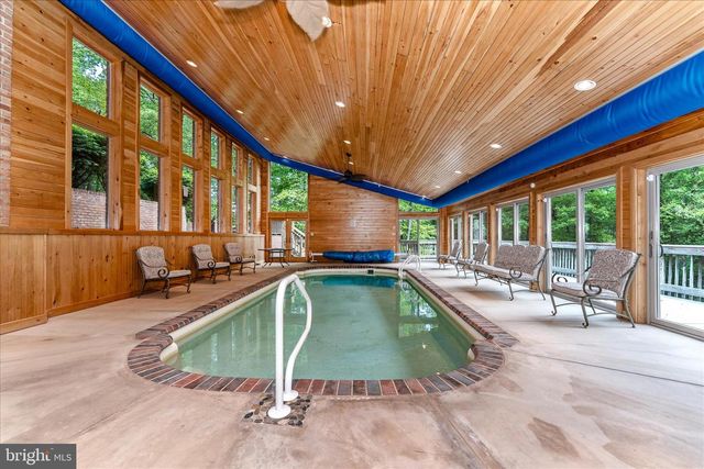 5019 OLD SWIMMING POOL RD, Frederick, MD 21703