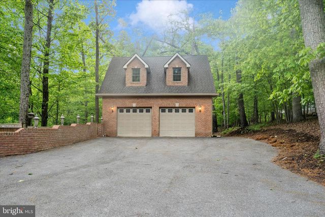 5019 OLD SWIMMING POOL RD, Frederick, MD 21703