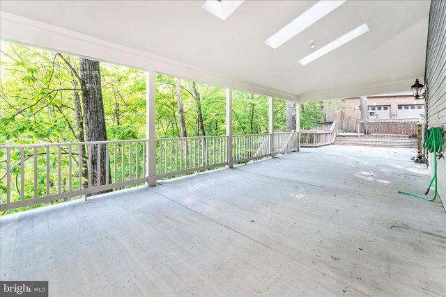 5019 OLD SWIMMING POOL RD, Frederick, MD 21703