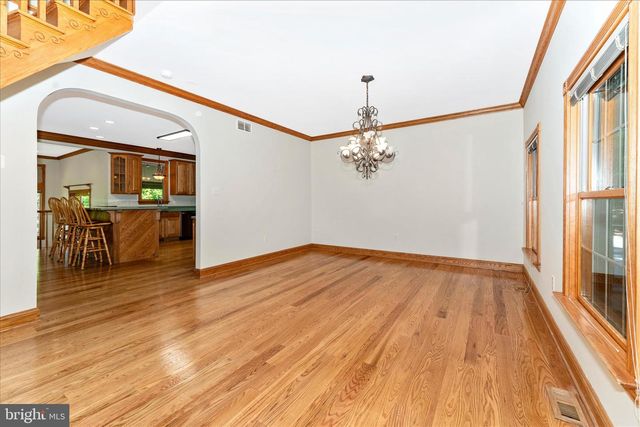 5019 OLD SWIMMING POOL RD, Frederick, MD 21703