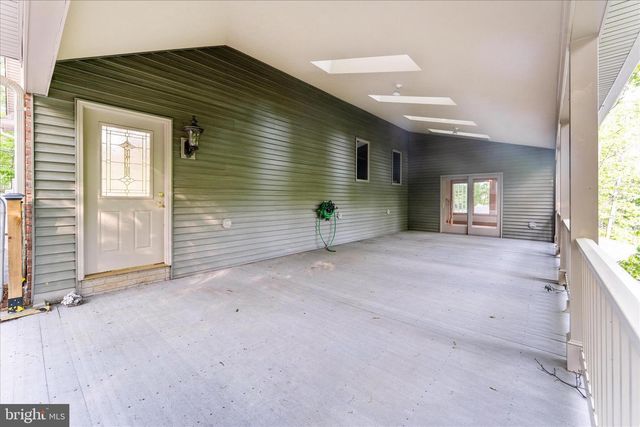 5019 OLD SWIMMING POOL RD, Frederick, MD 21703