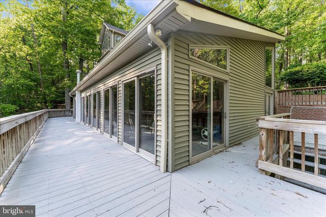 5019 OLD SWIMMING POOL RD, Frederick, MD 21703