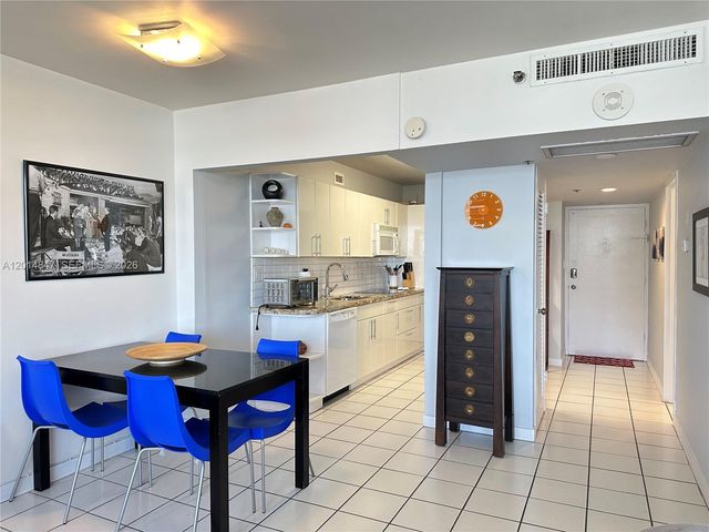 100 Lincoln Rd 1012, Miami Beach, FL 33139