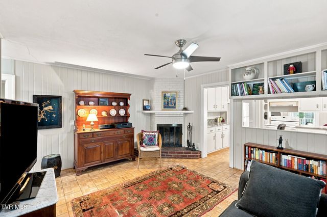 599 Green Hill Road, Bristol, VA 24201