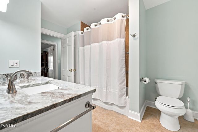 599 Green Hill Road, Bristol, VA 24201