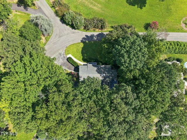 599 Green Hill Road, Bristol, VA 24201