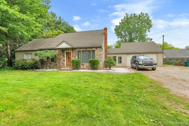 30930 Pennsylvania Road, Romulus, MI 48174