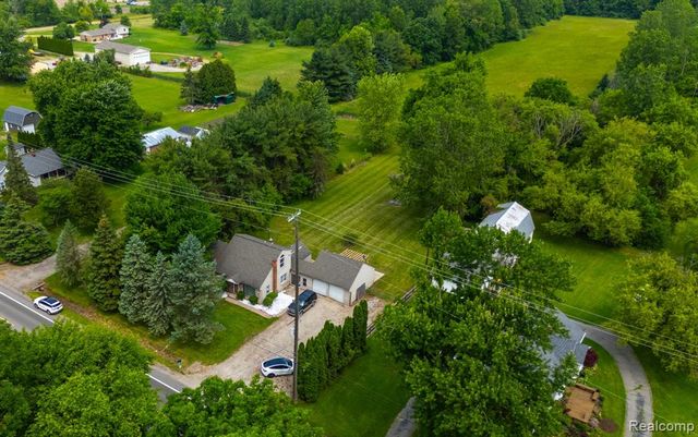 30930 Pennsylvania Road, Romulus, MI 48174