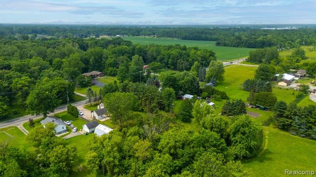 30930 Pennsylvania Road, Romulus, MI 48174