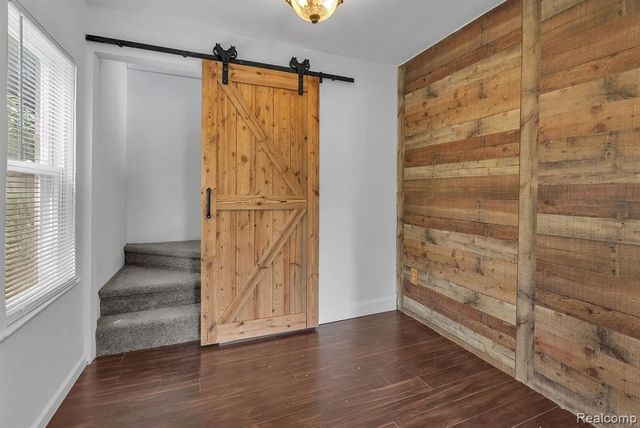 30930 Pennsylvania Road, Romulus, MI 48174