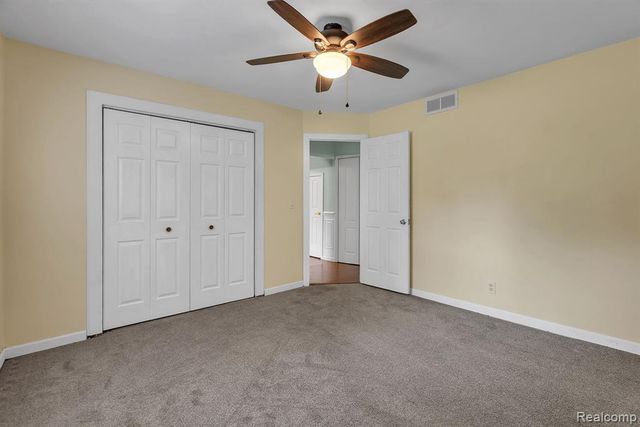 30930 Pennsylvania Road, Romulus, MI 48174