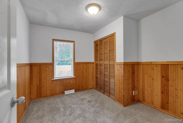 30930 Pennsylvania Road, Romulus, MI 48174