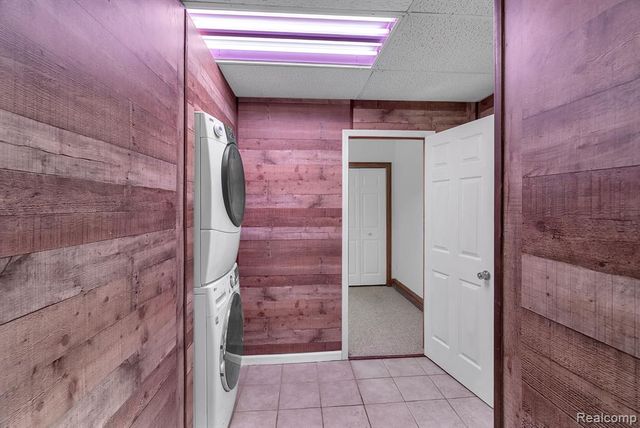 30930 Pennsylvania Road, Romulus, MI 48174