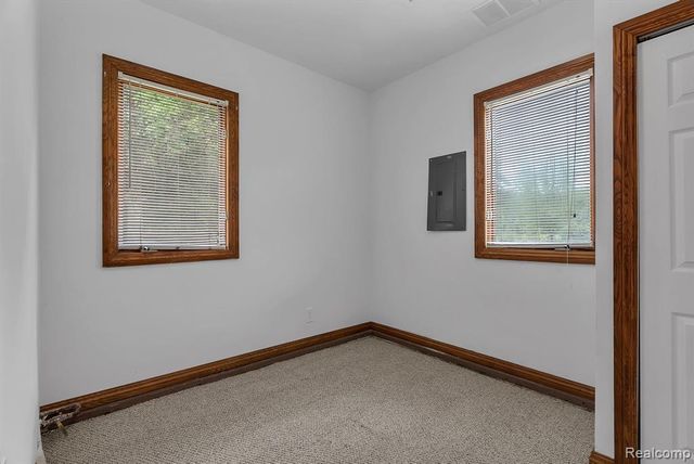 30930 Pennsylvania Road, Romulus, MI 48174