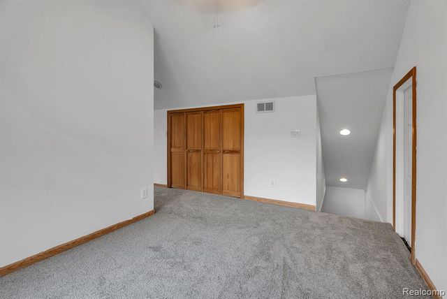 30930 Pennsylvania Road, Romulus, MI 48174