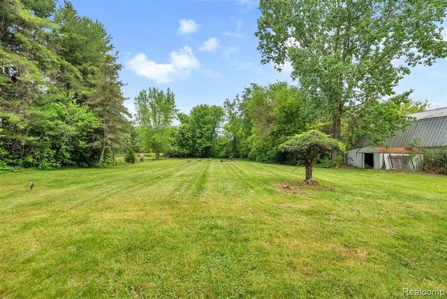 30930 Pennsylvania Road, Romulus, MI 48174