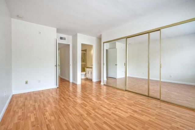 2251 Altisma Way 202, Carlsbad, CA 92009