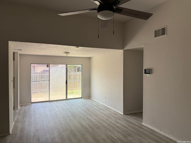 11371 FISH SPGS, San Antonio, TX 78245