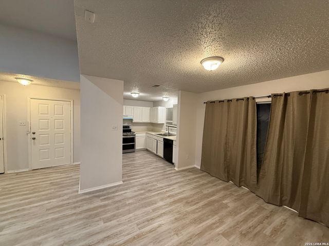 11371 FISH SPGS, San Antonio, TX 78245