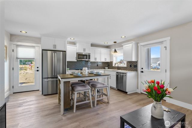 119 7th Street SW, Long Beach, WA 98631