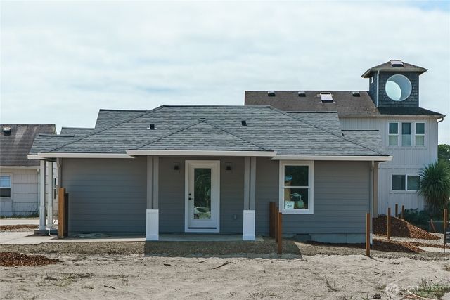 119 7th Street SW, Long Beach, WA 98631