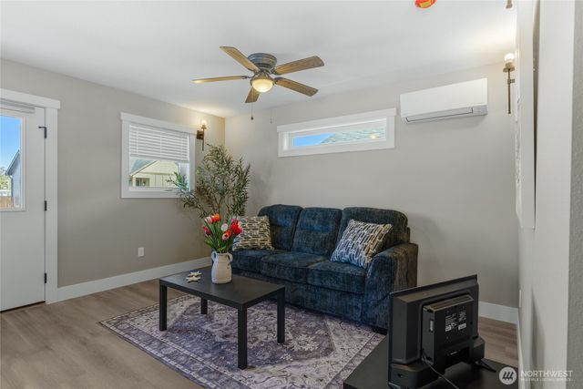 119 7th Street SW, Long Beach, WA 98631