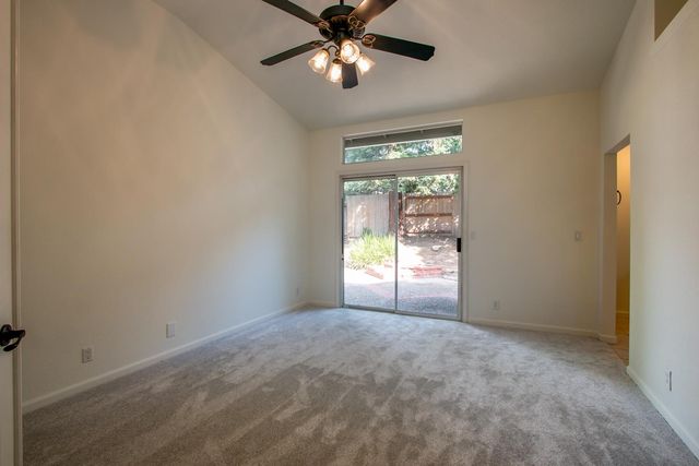 126 Manseau Dr, Folsom, CA 95630