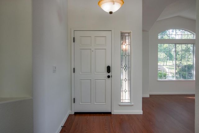 126 Manseau Dr, Folsom, CA 95630