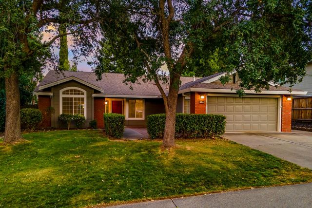 126 Manseau Dr, Folsom, CA 95630
