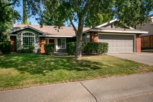 126 Manseau Dr, Folsom, CA 95630