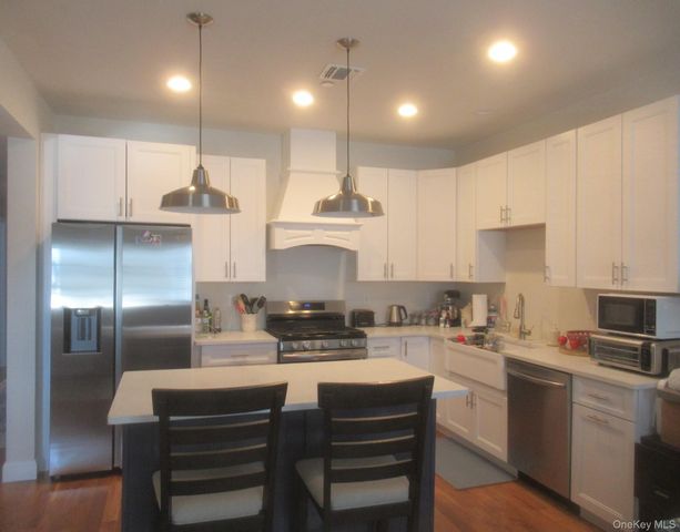 7102 Pankin Drive, Carmel, NY 10512