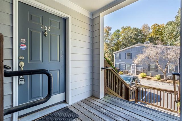 402 Madison SE Lane 402, Smyrna, GA 30080