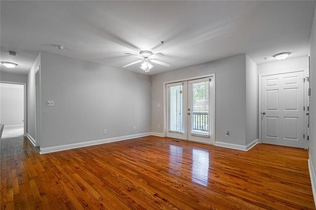 402 Madison SE Lane 402, Smyrna, GA 30080