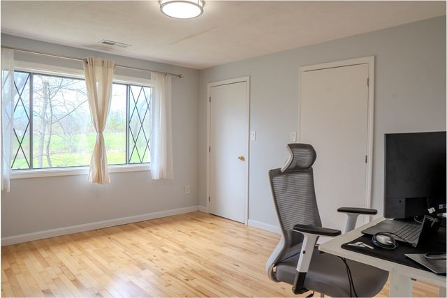 2 Sterling Ln 2, Haverhill, MA 01835