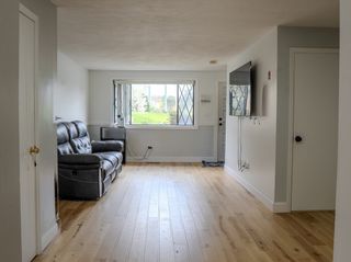 2 Sterling Ln 2, Haverhill, MA 01835