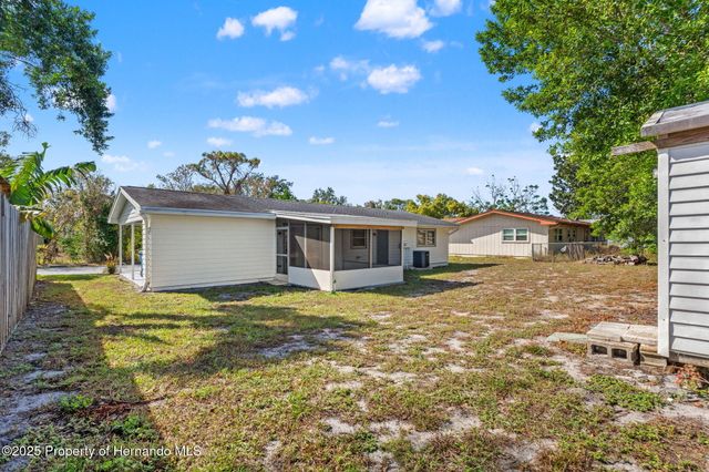 4554 Essex Lane, Spring Hill, FL 34606