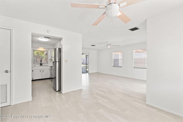 4554 Essex Lane, Spring Hill, FL 34606