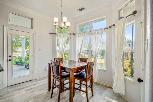 1 Lake Estates Court, Montgomery, TX 77356