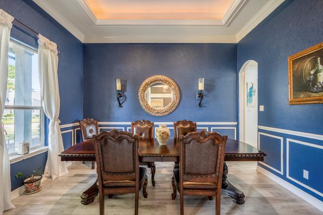 1 Lake Estates Court, Montgomery, TX 77356