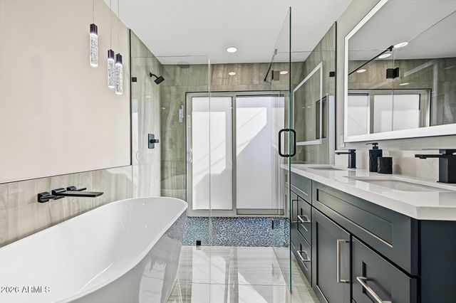 8403 E HEATHERBRAE Drive, Scottsdale, AZ 85251